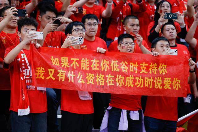 布朗37分绿军大胜太阳4连胜 哈登休战快船擒牛